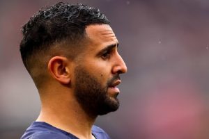 Algérie : Riyad Mahrez Rate À Nouveau Un Penalty !