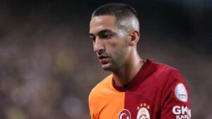 Hakim Ziyech Coupe Les Ponts Avec Le Club Galatasaray Et Pose Un Acte Surprenant !