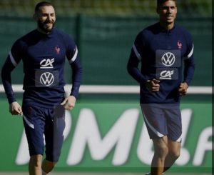 Raphael Varane : Karim Benzema A Tenu À Adresser Un Message À Sa Manière À Son Ex-Coéquipier !