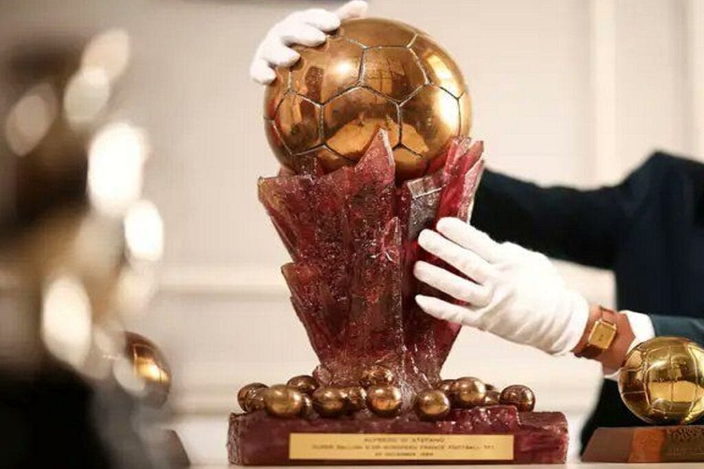 Super Ballon d’Or : Ce qu’il faut savoir sur ce trophée décerné qu’une seule fois